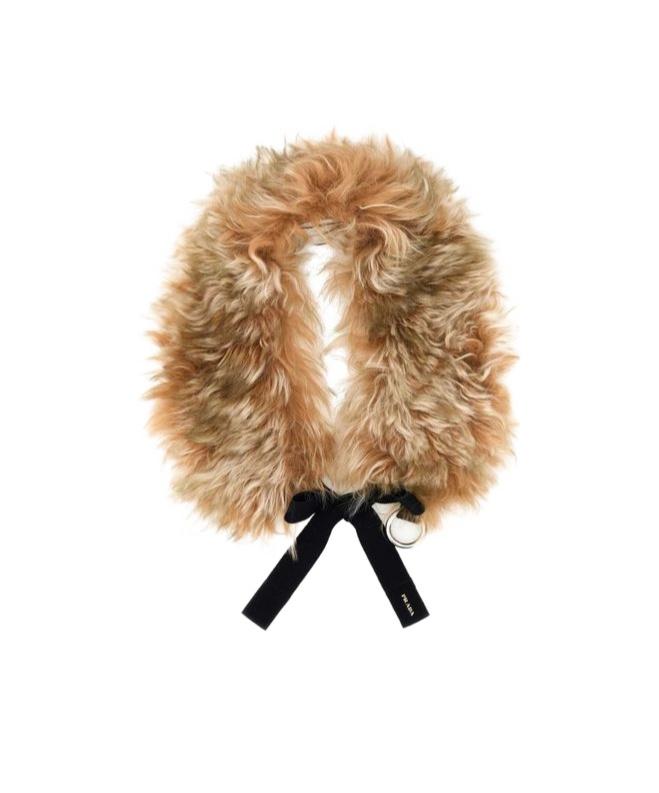 その他 Prada Shearling shawl with tie Women's Prada Scarves and mufflers | Lyst