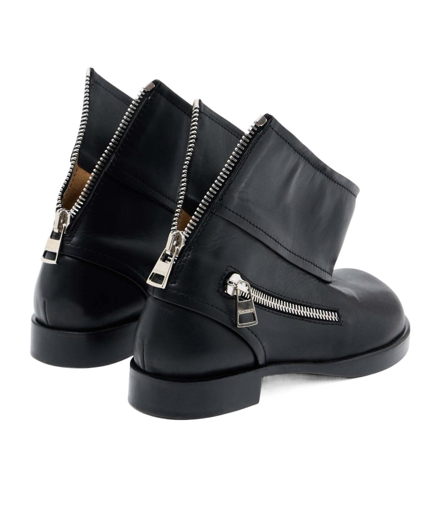 ミドルブーツ JW ANDERSON Women Boots ANW41017A black Women's Boots – JW Anderson