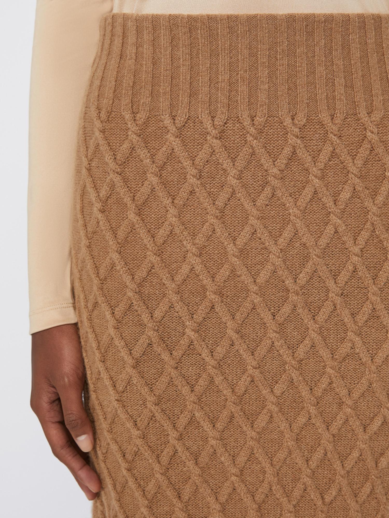 スカート MAX MARA WOMEN Umbria Knitted Skirt Brown Max Mara Umbria Knit Midi Skirt - Nude & Neutrals | Garmentory