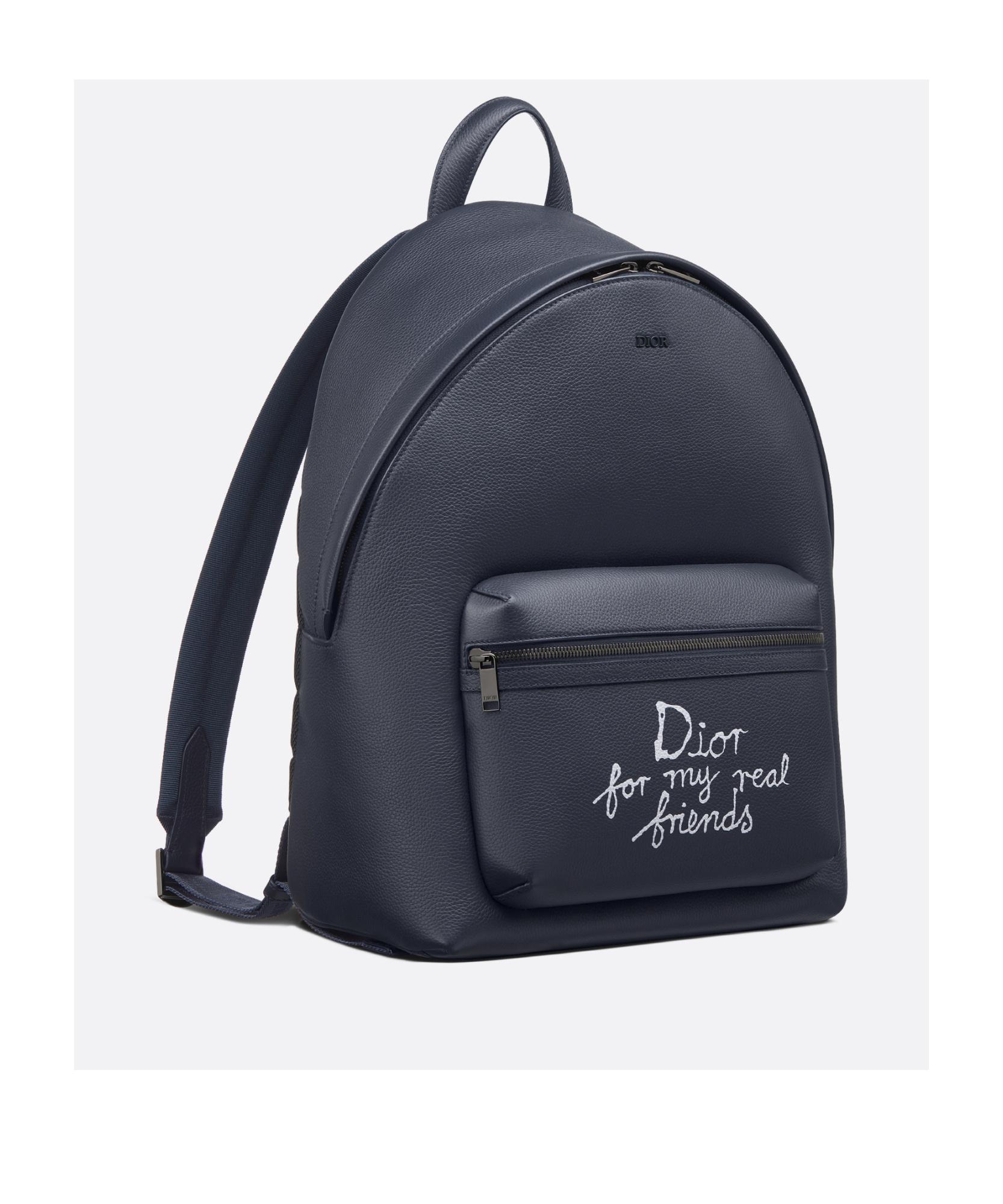 【DIOR】DIOR AND HYLTON NEL Rider 2.0 ジップ付きバックパック Dior And Hylton Nel Rider 2.0 Zipped Backpack in Blue for