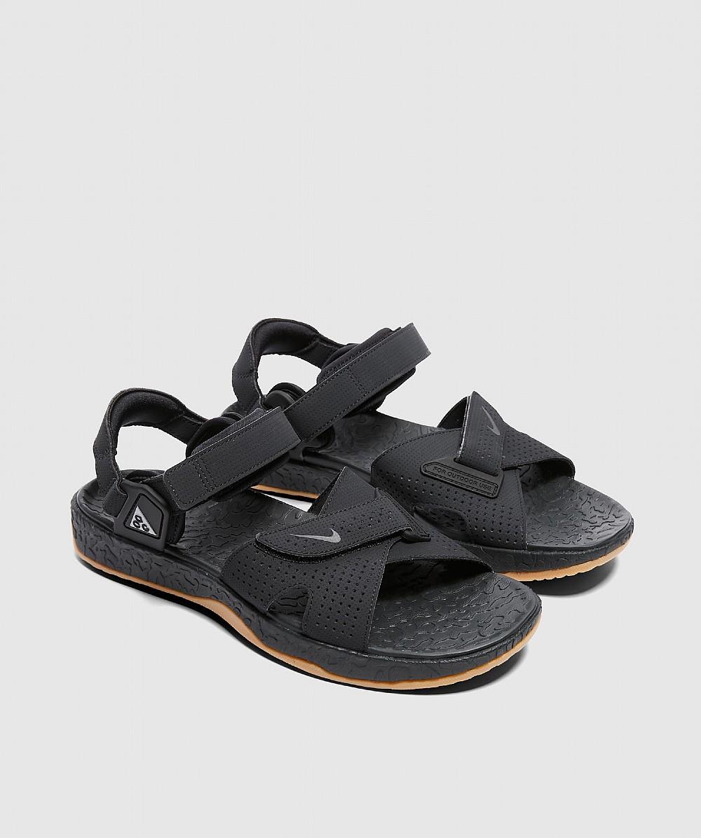 men nike acg air deschutz