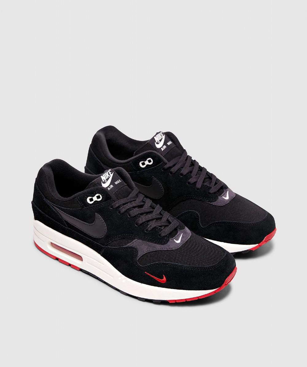 nike air max 1 mini swoosh bred