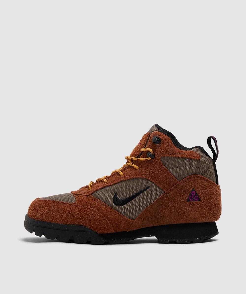 nike acg boots brown and green