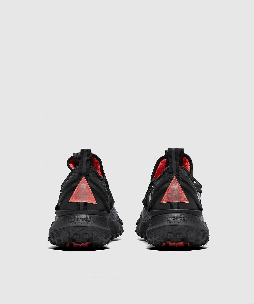 Nike Acg Mountain Fly Low Sneaker in Anthracite/Black (Black) for ...