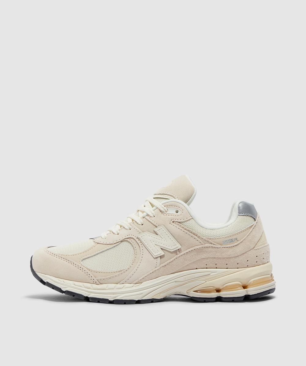 New Balance 2002r Sneaker in White for Men Lyst UK