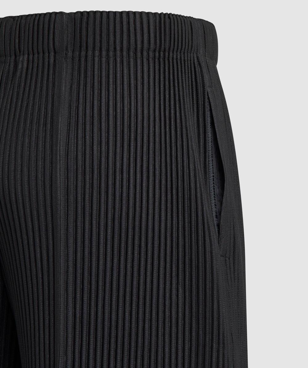 Homme Plissé Issey Miyake Pleated Cargo Trouser in Black for Men