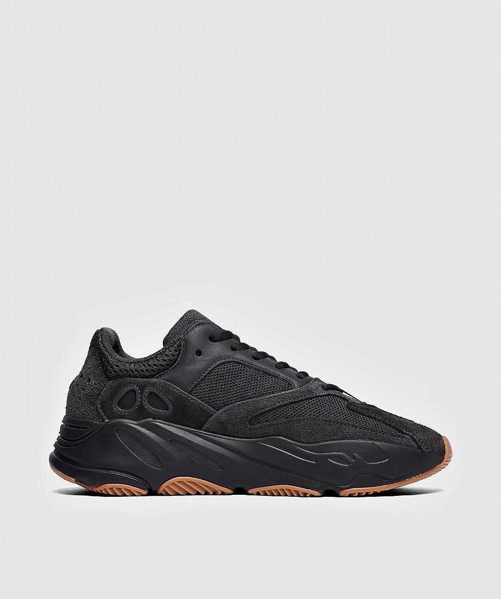 utility black yeezy 700