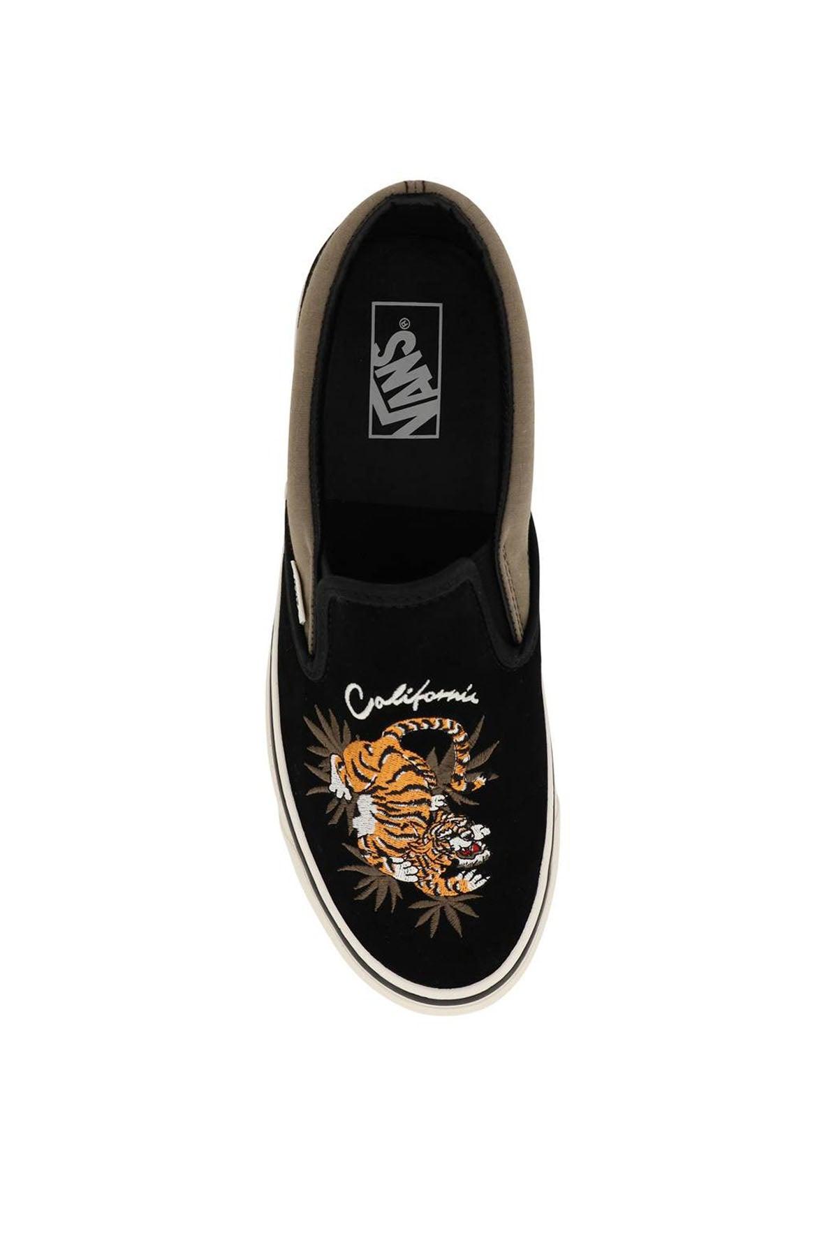 Vans Classic Slip-on Tiger Sneakers in Black for Men | Lyst