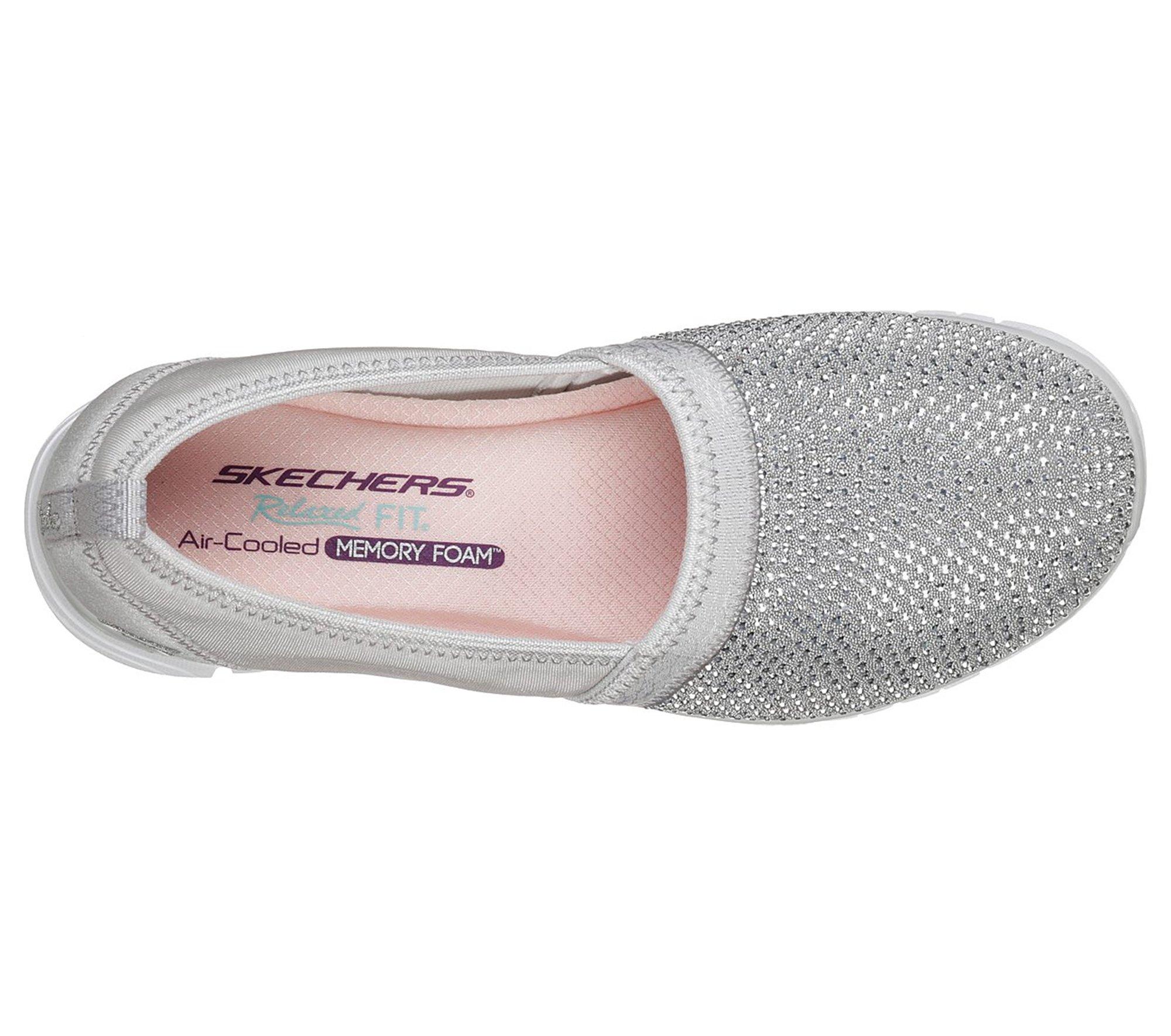 skechers flex renew relaxed fit
