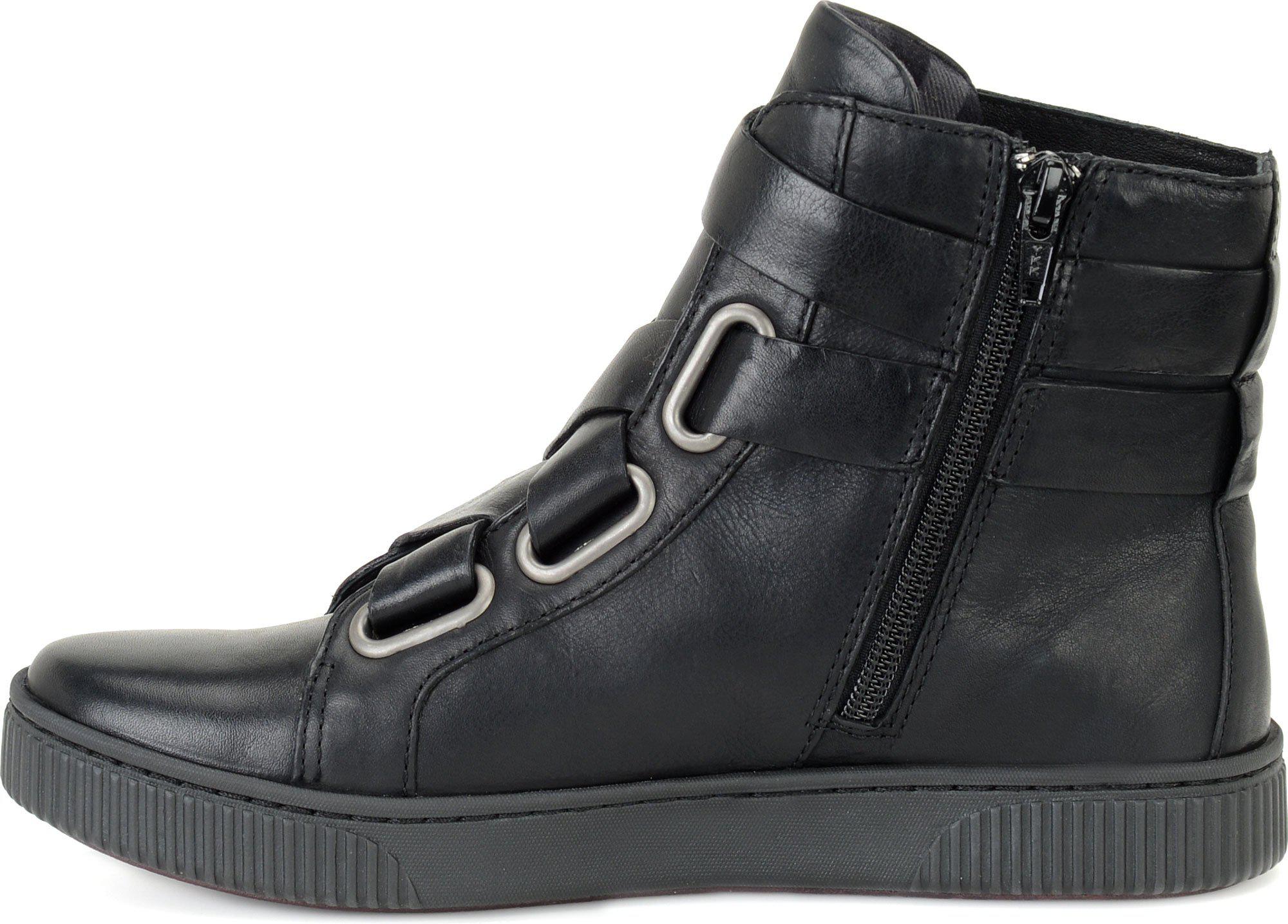 born sophia boots