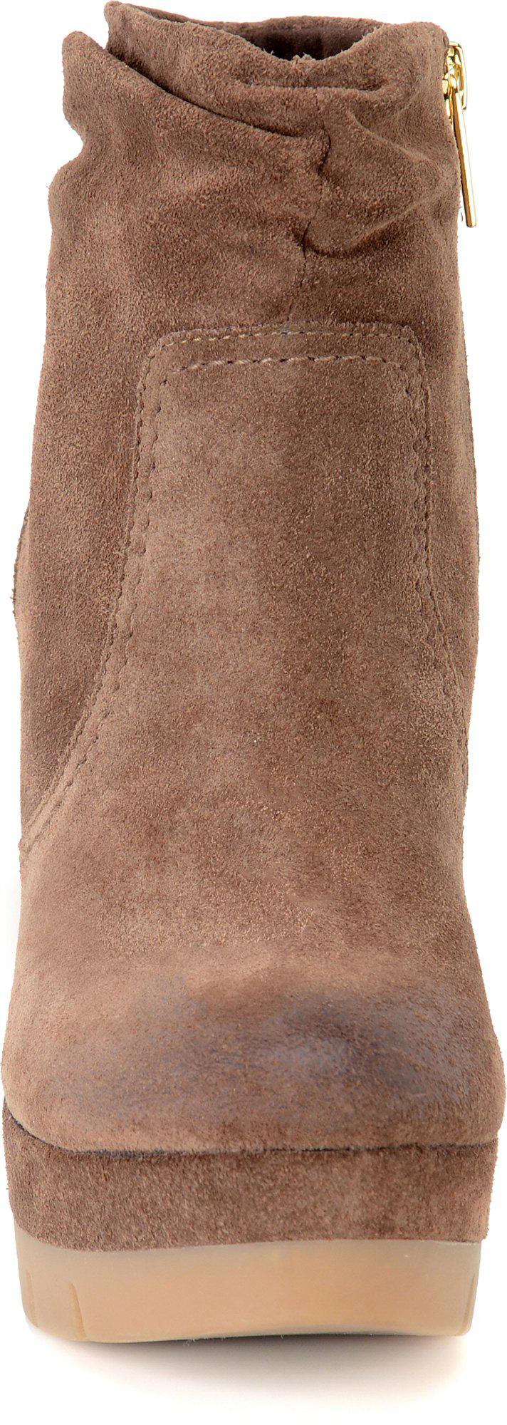 isola jadyn wedge bootie