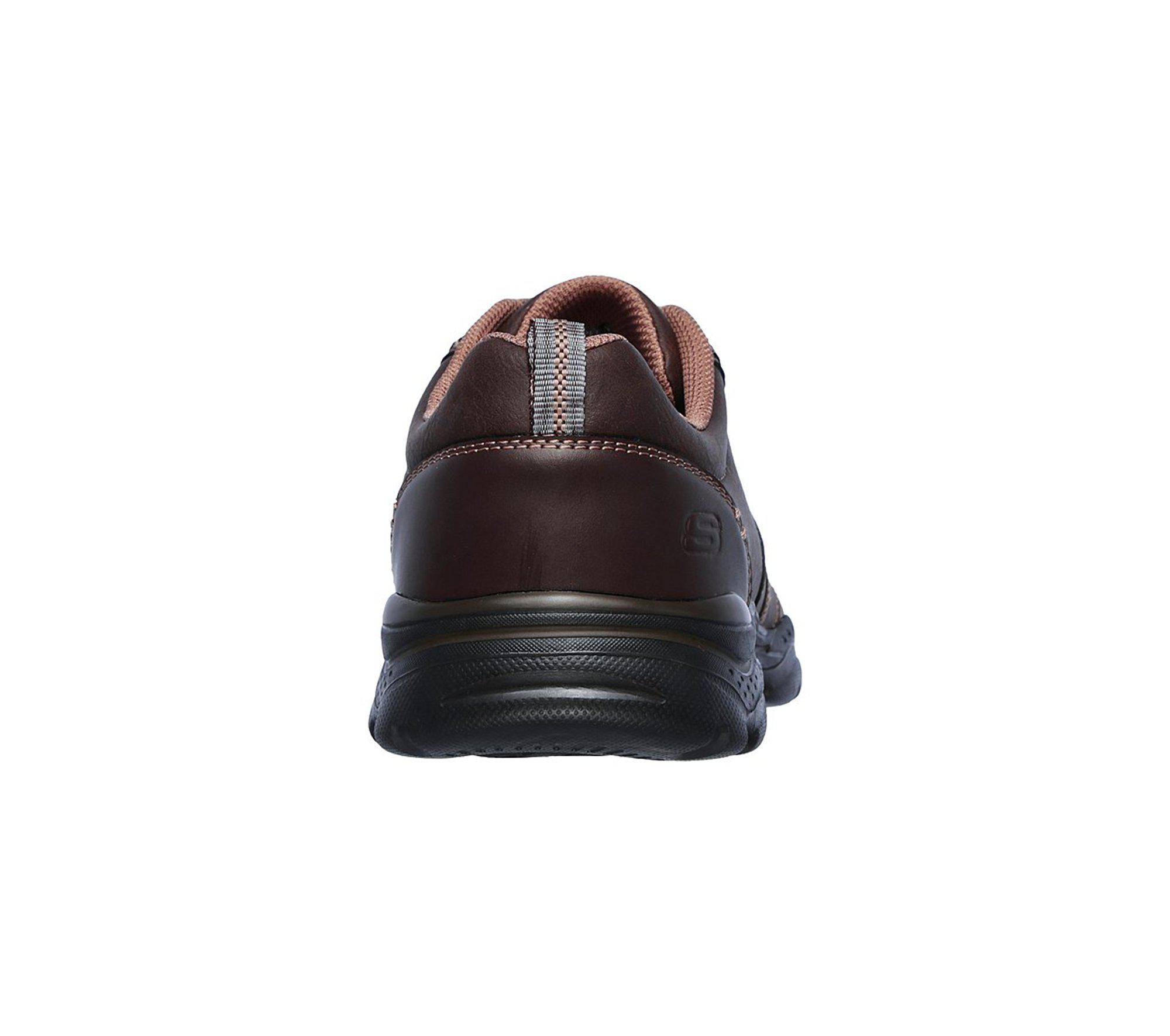 skechers rovato larion