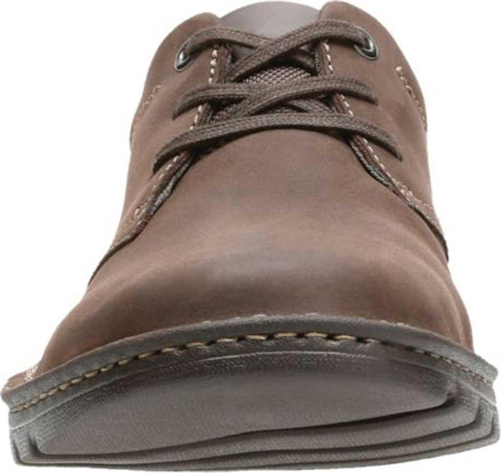 clarks vanek plain brown