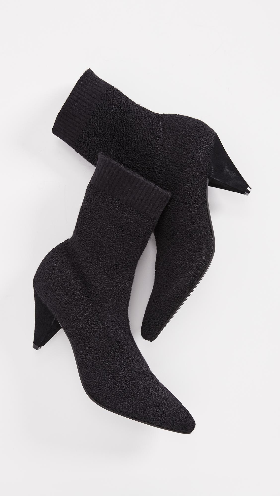 blowfish visitor boot