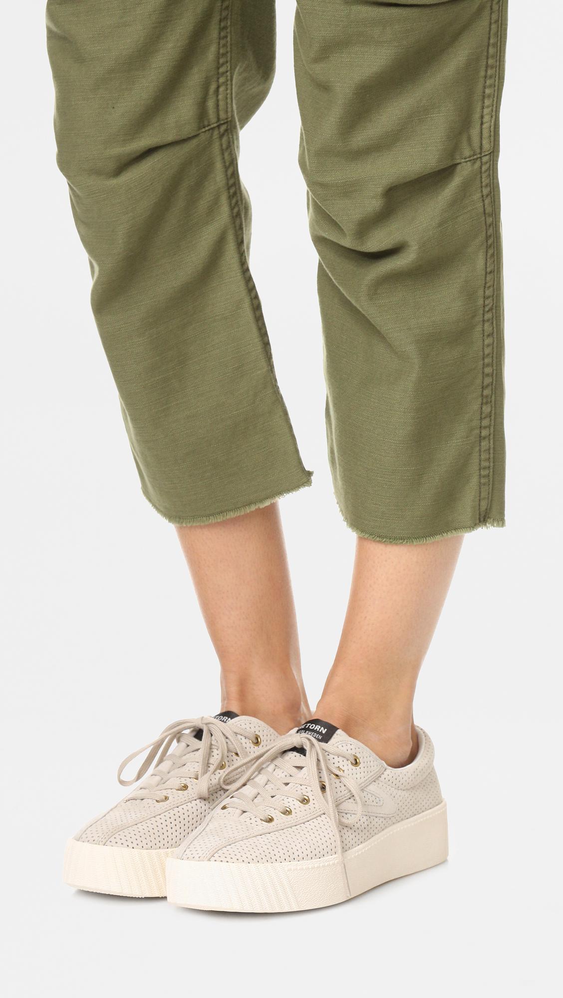 tretorn bold perforated platform sneaker