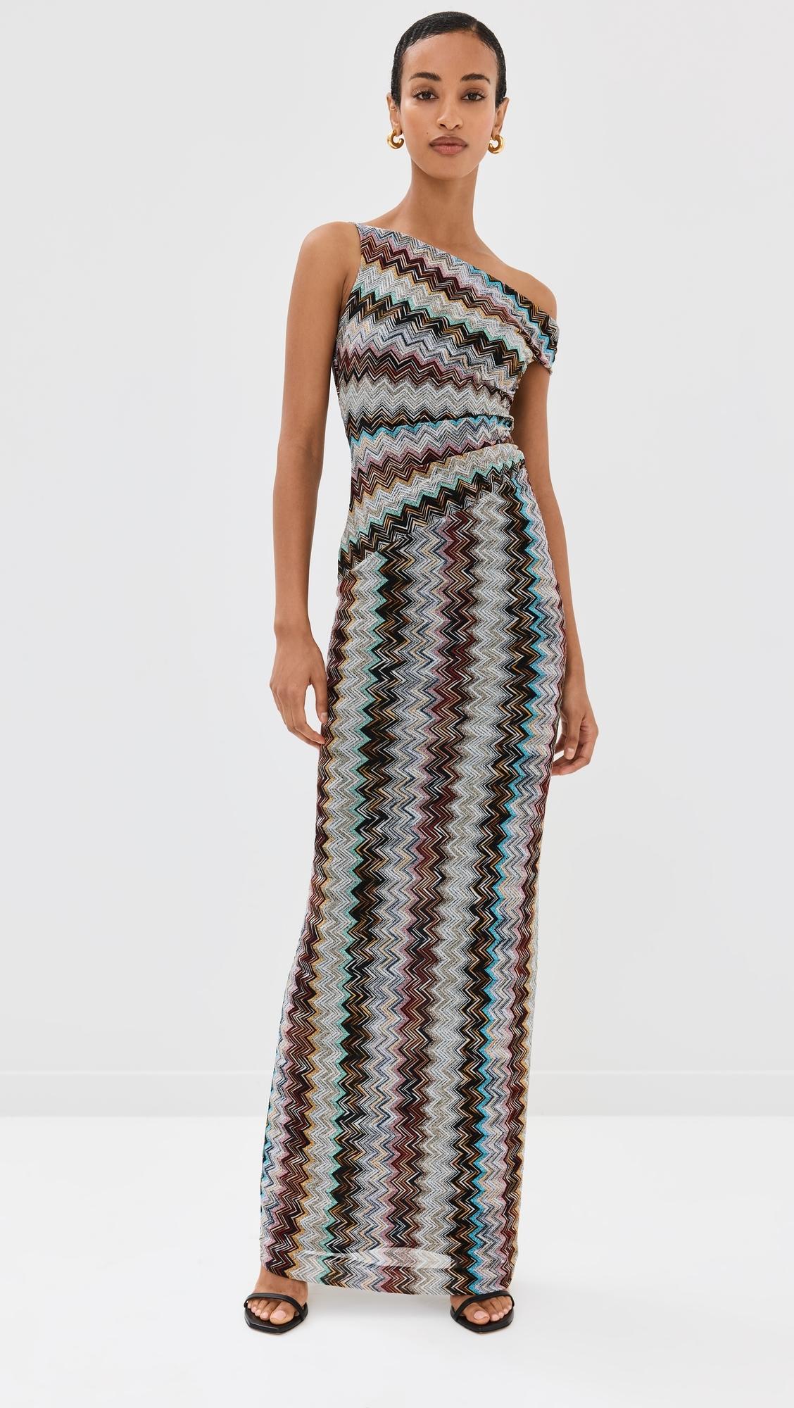 オールインワン・サロペット Missoni Black Chevron Viscose V-Neck Dress With Lame Missoni Black Chevron Viscose V-Neck Dress With Lamé | ShopSimon
