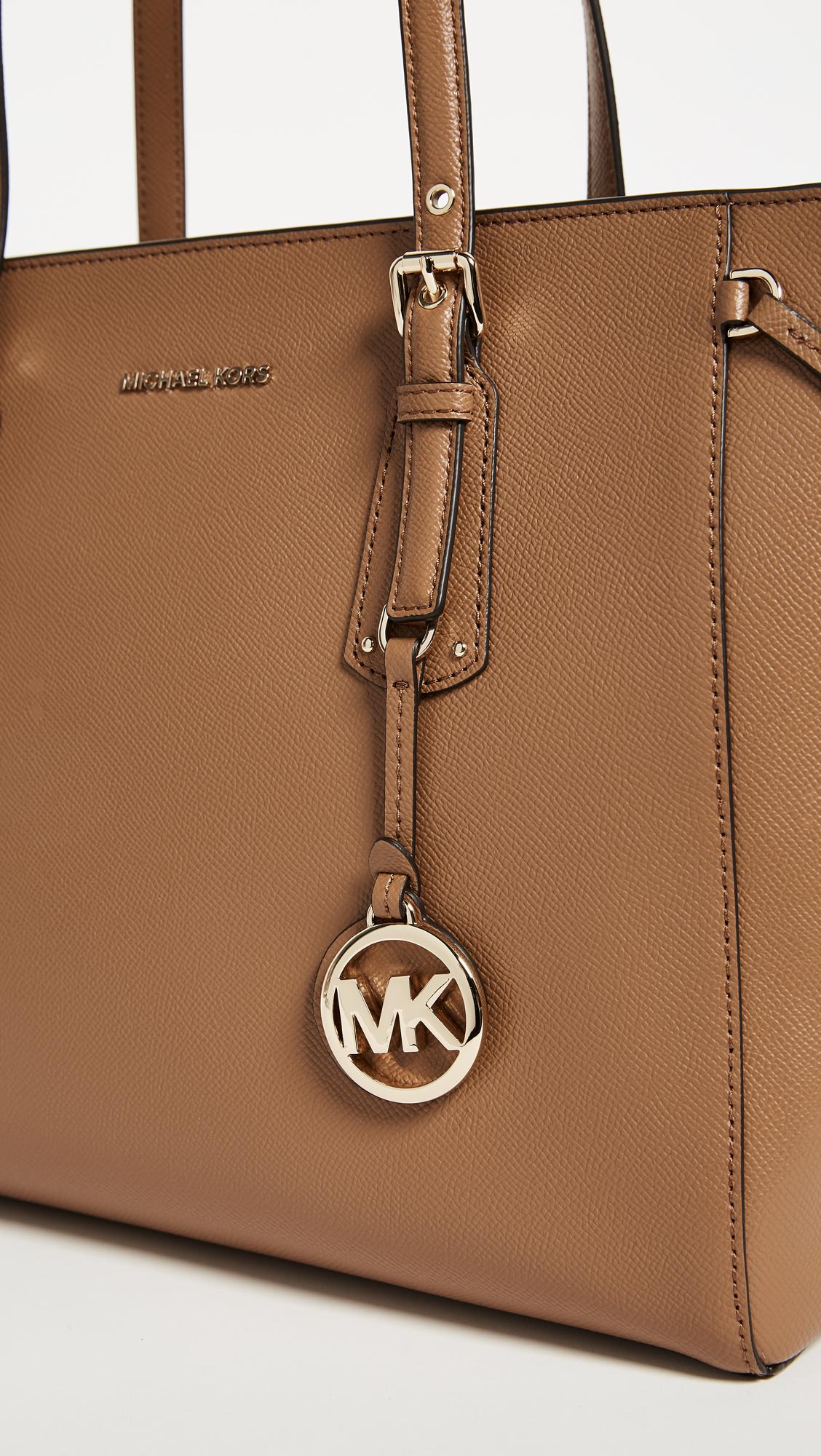 voyager michael kors