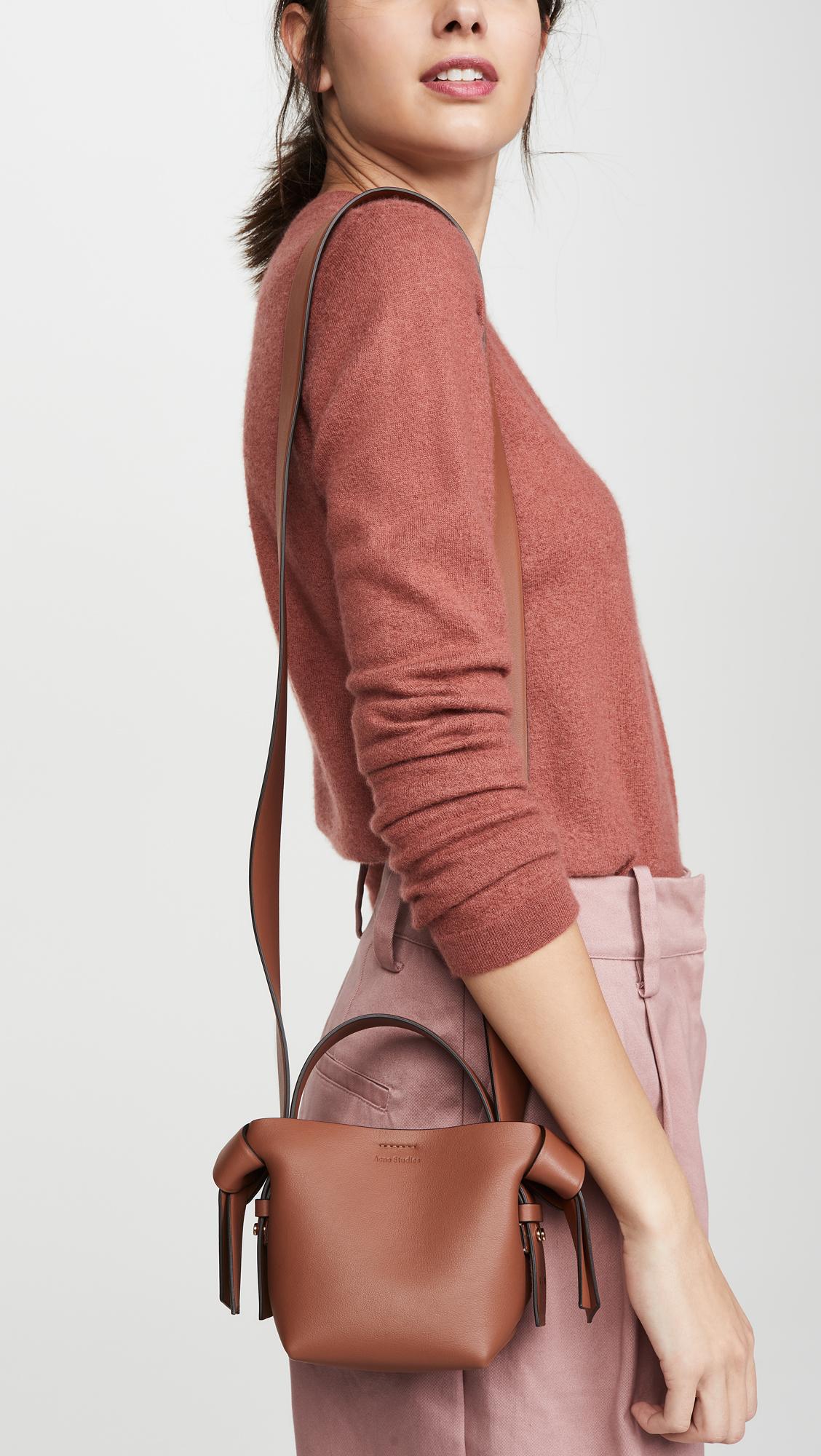 acne musubi mini almond