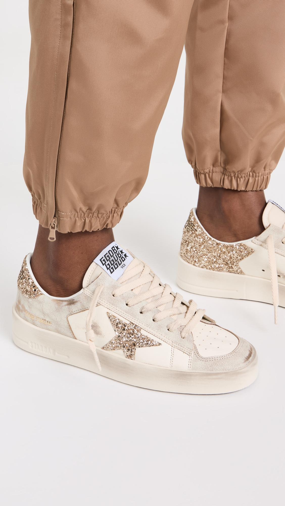 ★Golden ★ Stardan Glitter Star Leather Sneakers Optic Women's Stardan in ecru nappa leather with gold glitter star