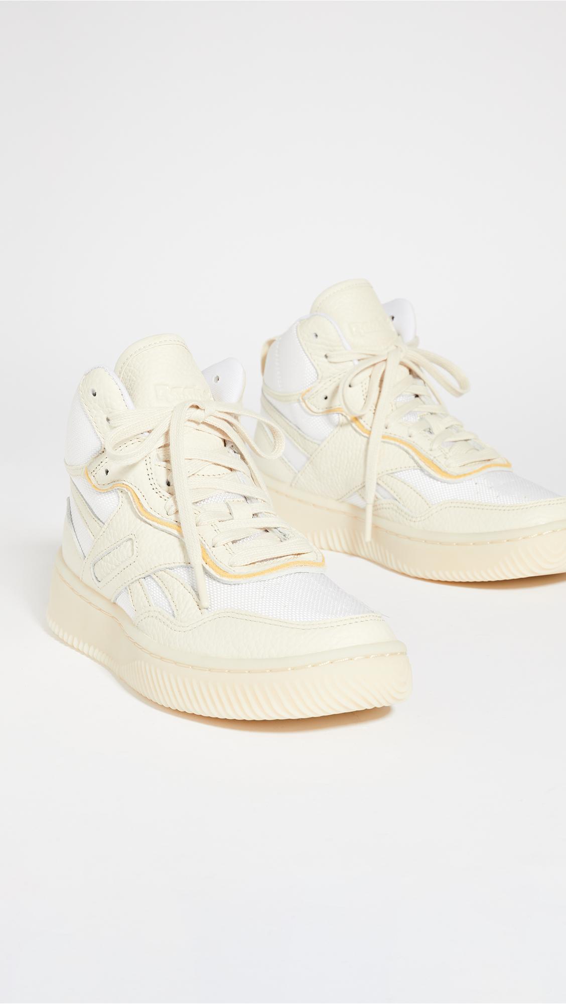 Reebok X Victoria Beckham Dual Court Mid Ii Vb Sneakers in White | Lyst
