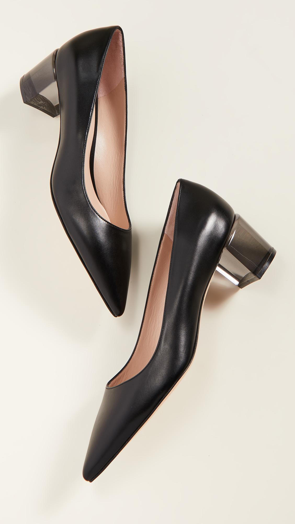 stuart weitzman wide width pumps