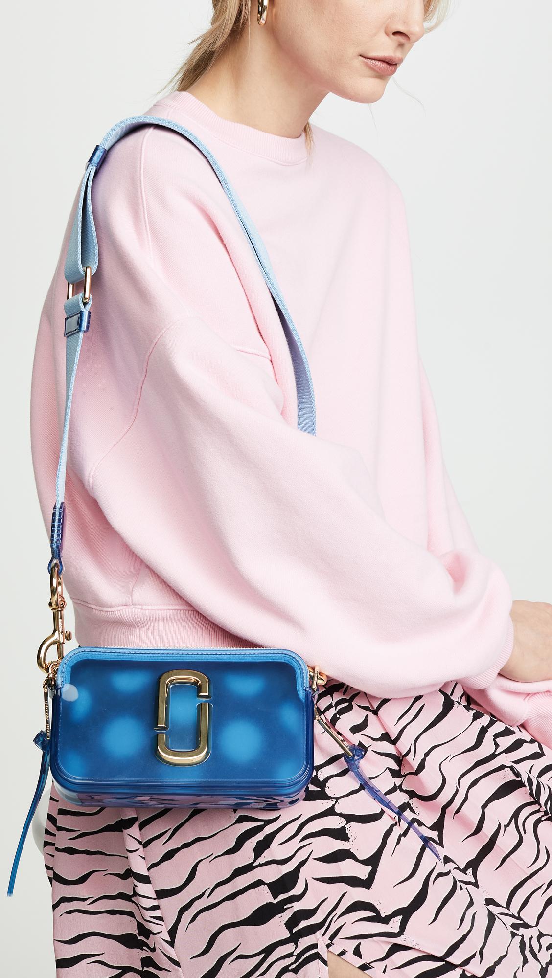 Snapshot Camera Bag in Pelle Saffiano Marc Jacobs Blu Oltremare su FORZIERI