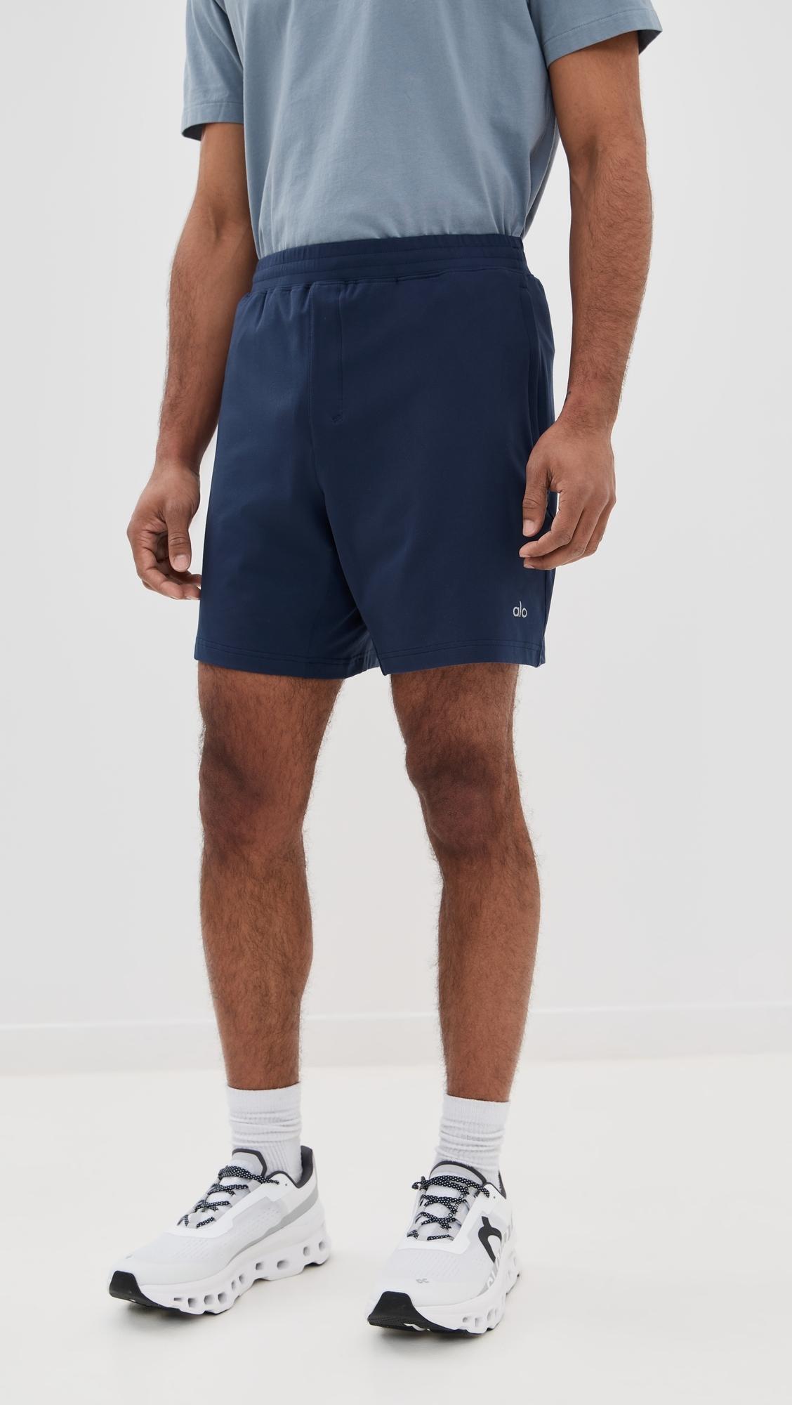 alo-yoga-Navy-Conquer-React-
