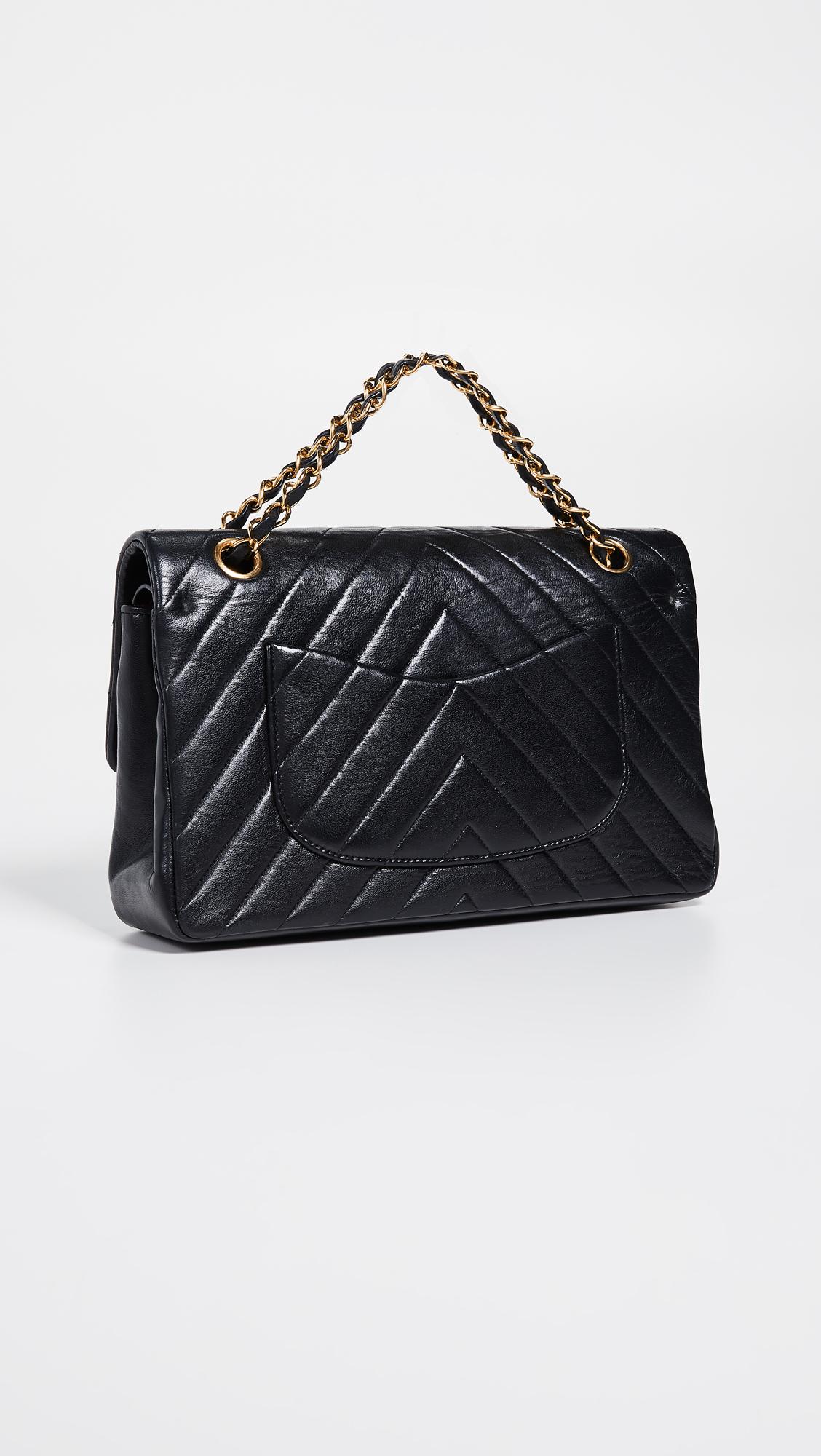 Chanel Chevron Flap Bag in Black | Lyst