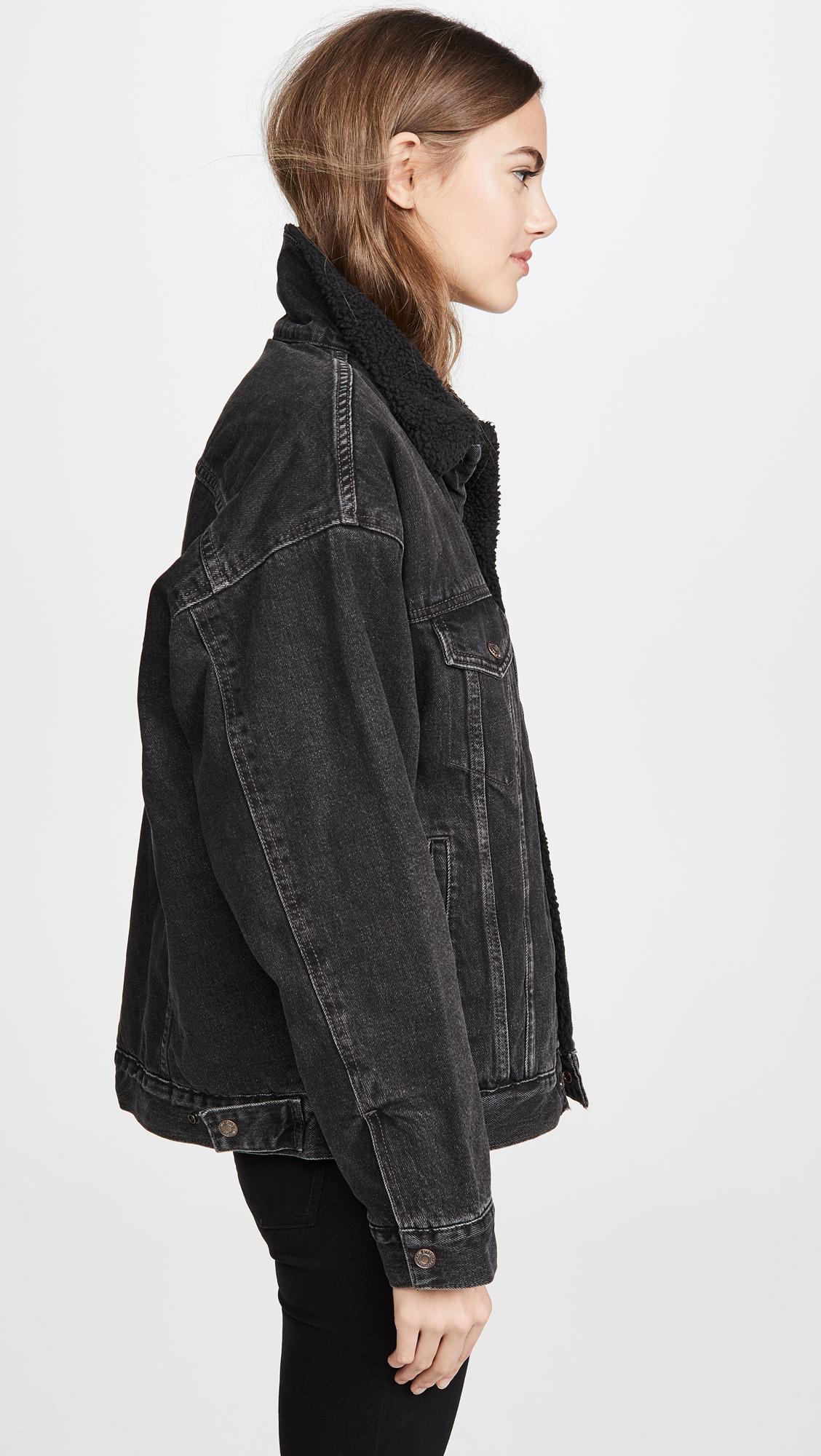 levi's dad sherpa trucker jacket