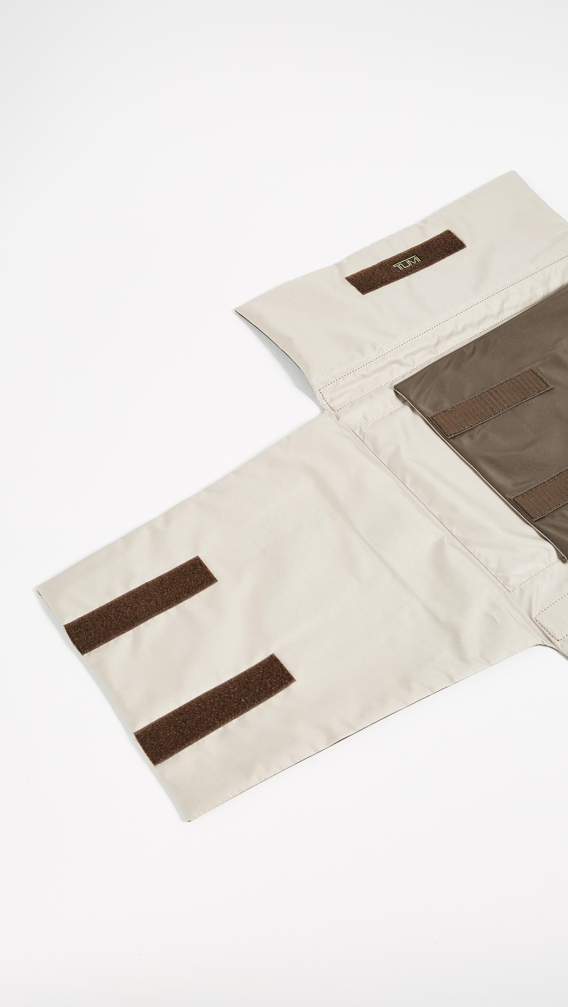 tumi medium flat folding pack