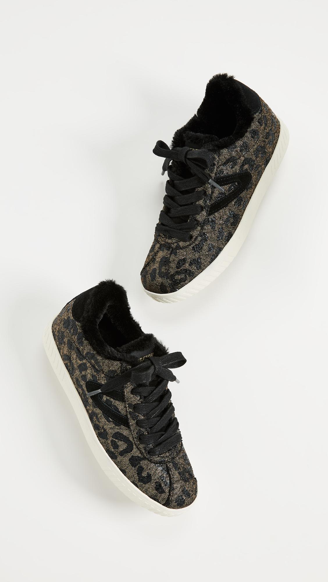 tretorn callie lace up sneakers