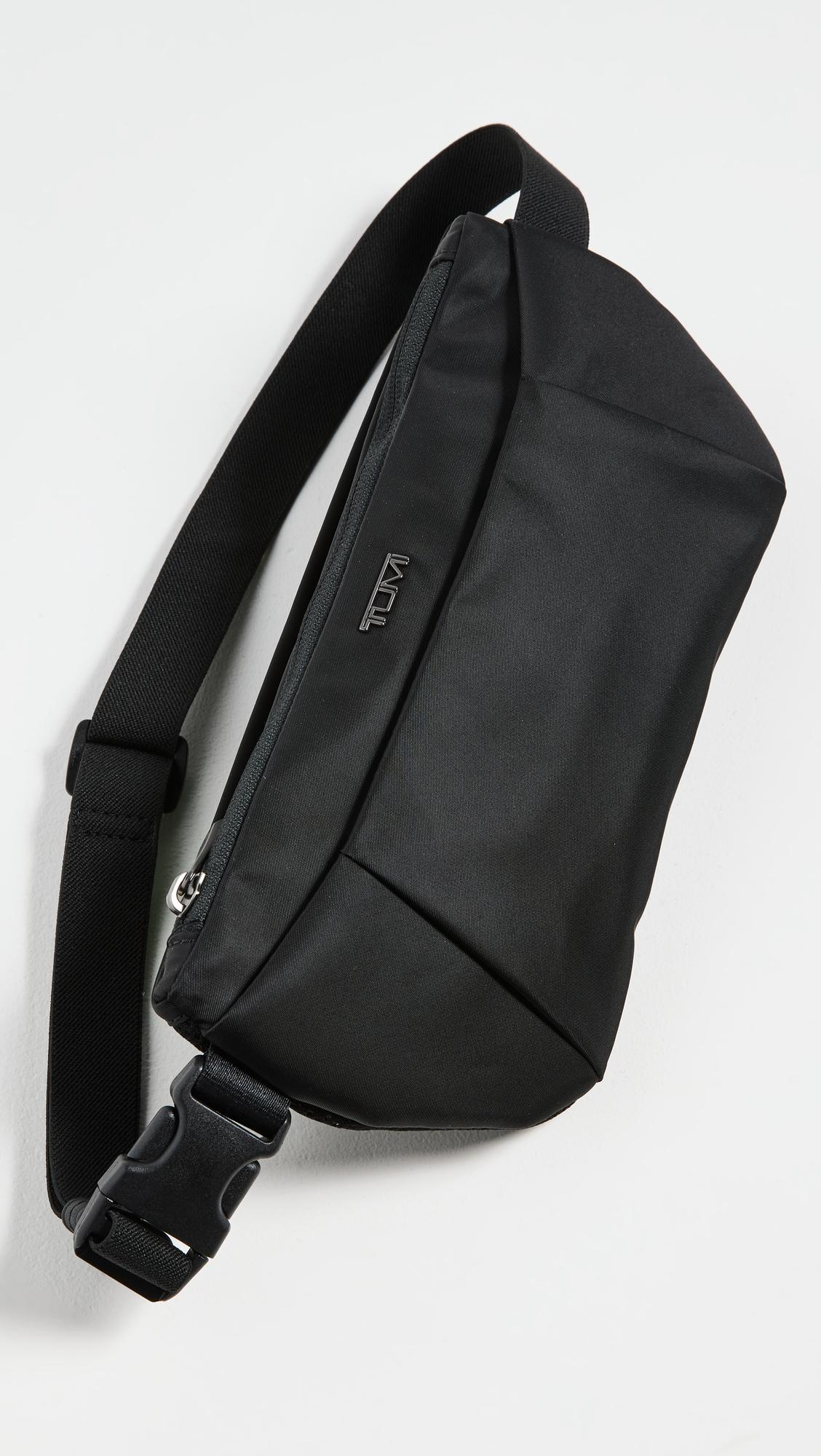 Tumi Loha Slim Hip Bag in Black Lyst