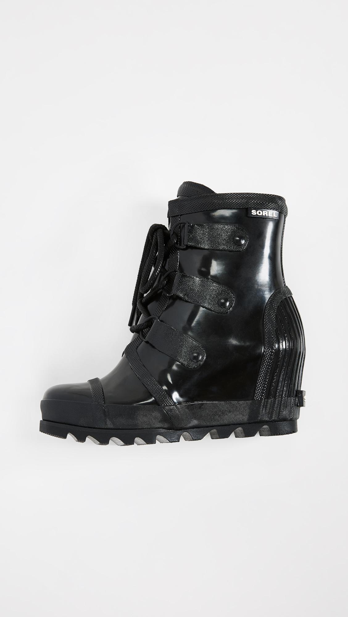 sorel gloss rain boot