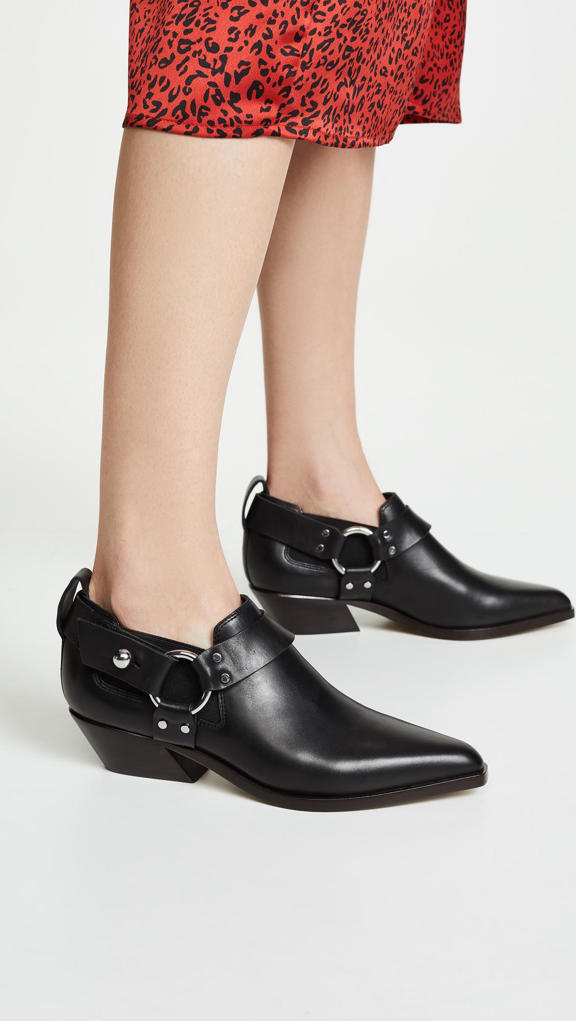 harness booties