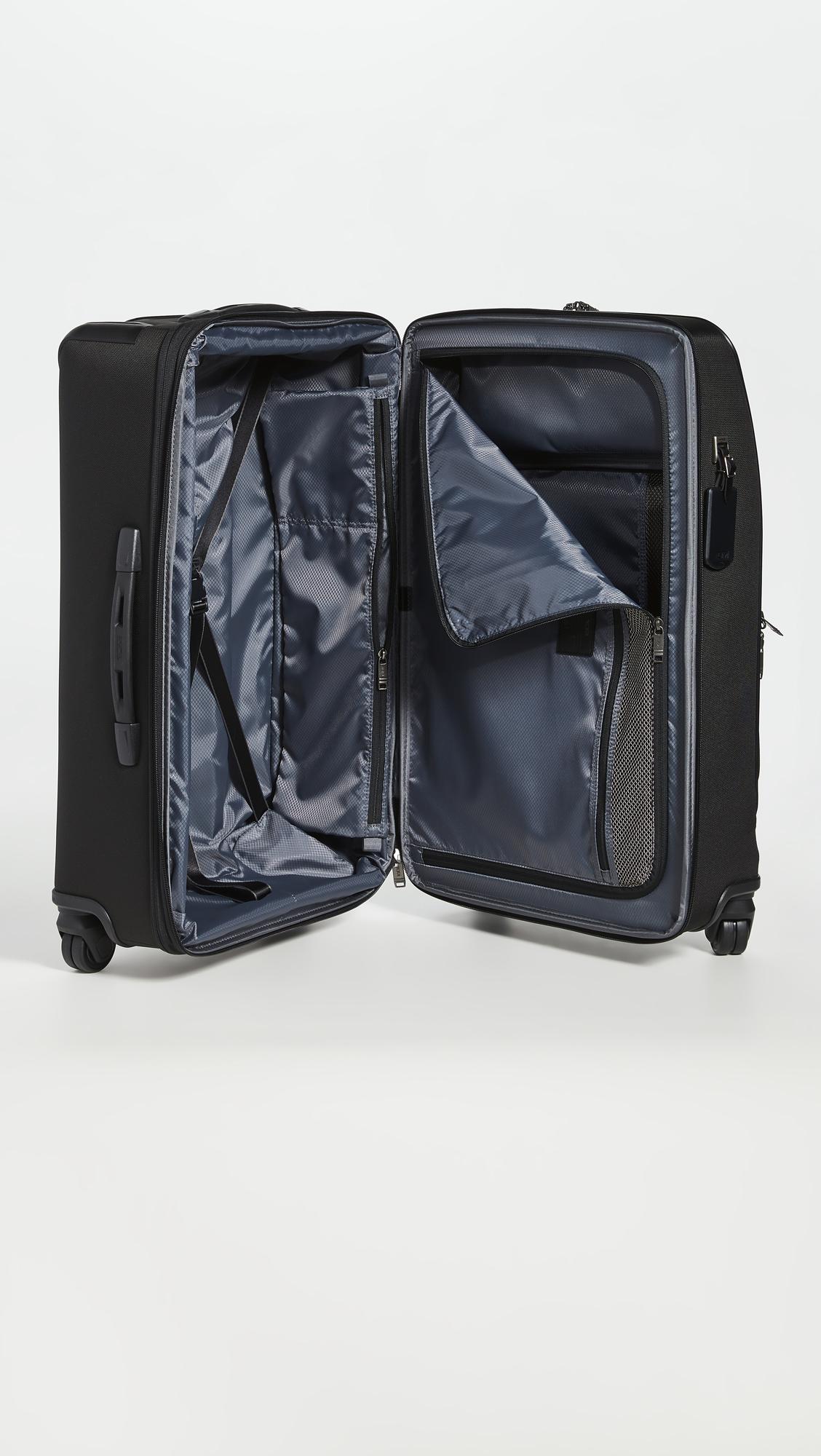 tumi merge short trip