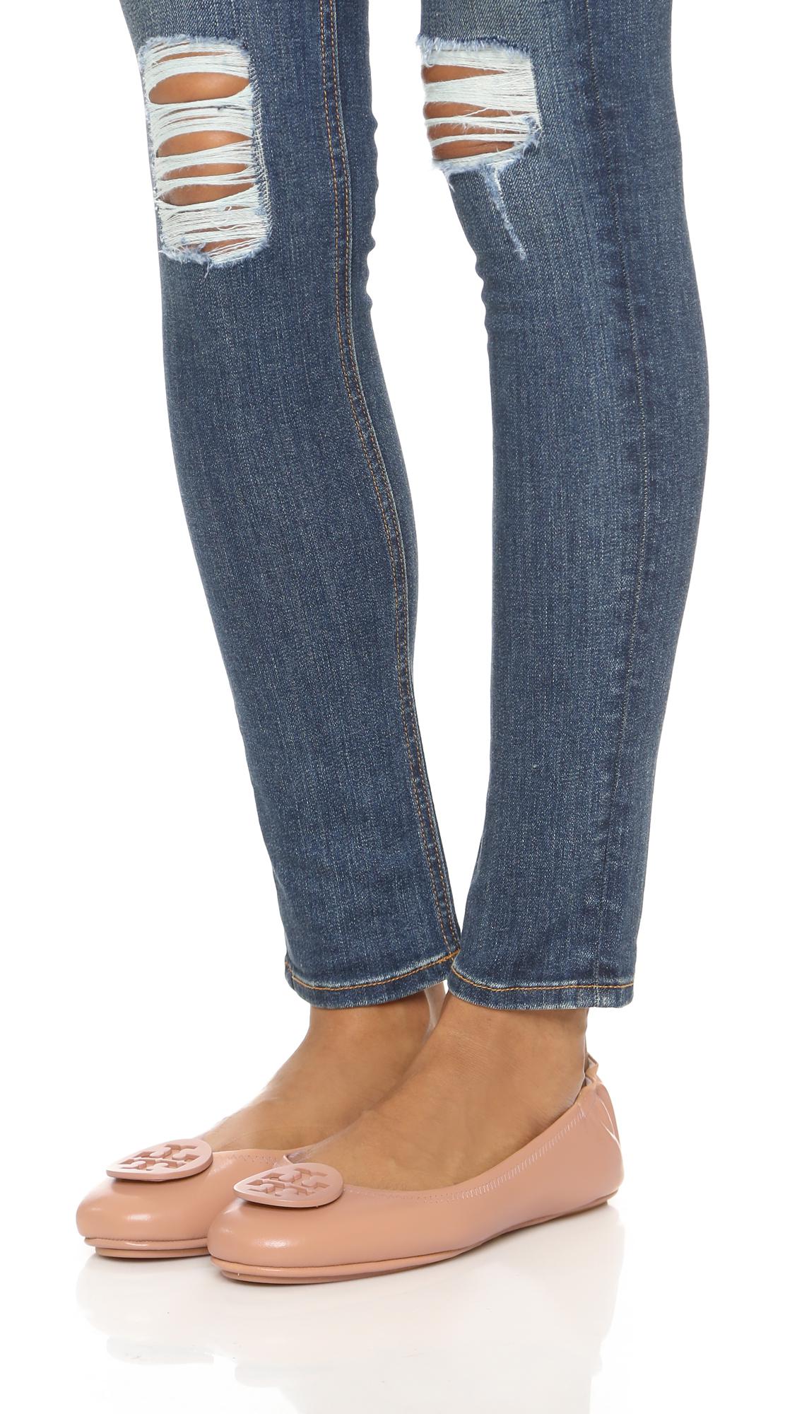 tory burch minnie travel ballet flat light oak