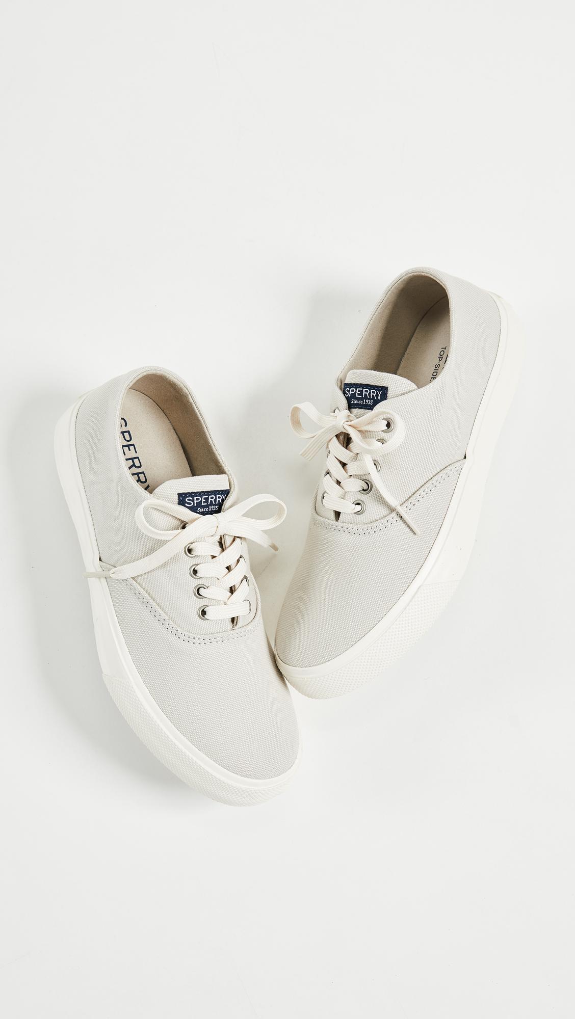 sperry captain cvo white