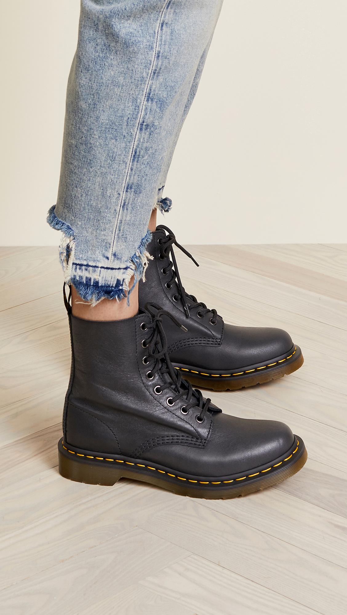 Dr. Martens 1460 Pascal Virginia 8 Eye Boots in Black | Lyst
