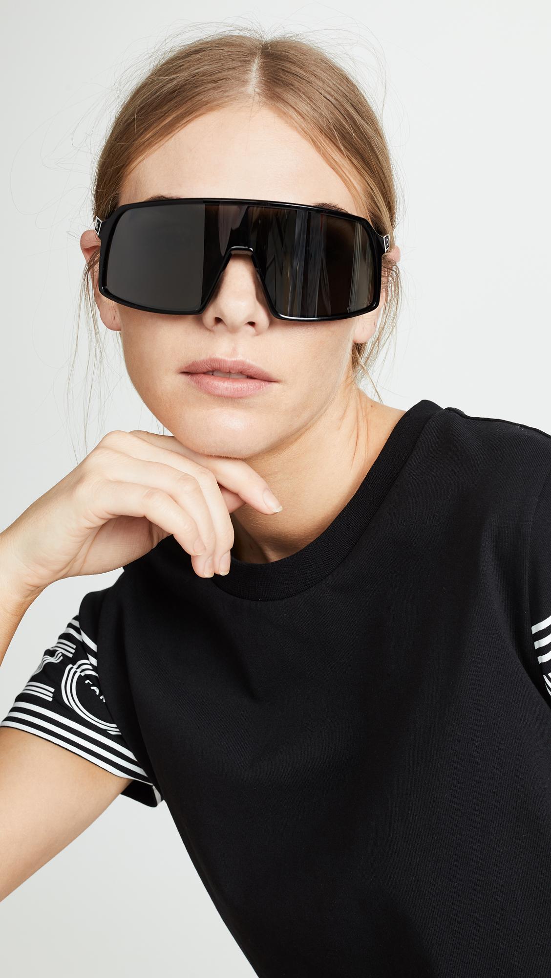 Parcel kaskade berømt Oakley Sutro Sunglasses in Black | Lyst