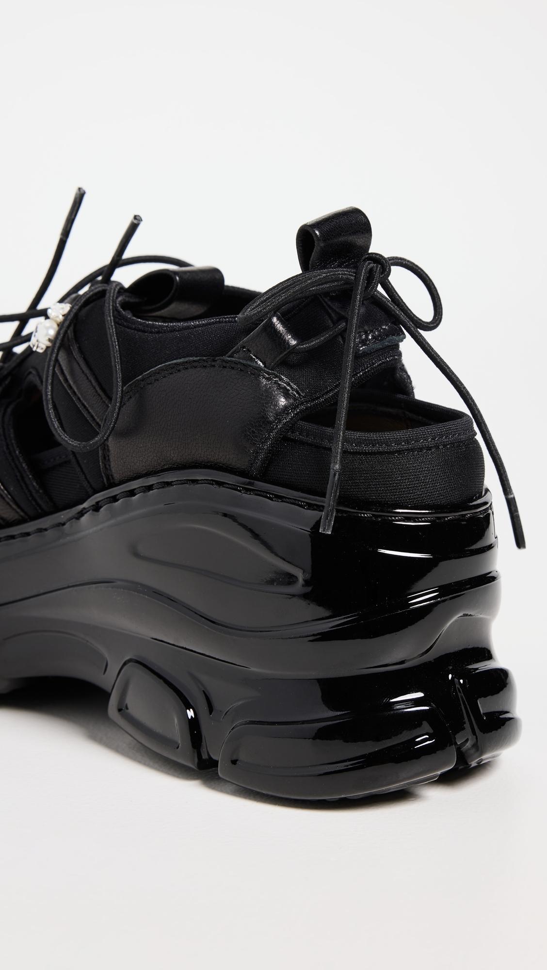【Simone Rocha】ブラック Classic Tracker ビーズ スニーカー Black Beaded Classic Tracker Sneakers by Simone Rocha on Sale