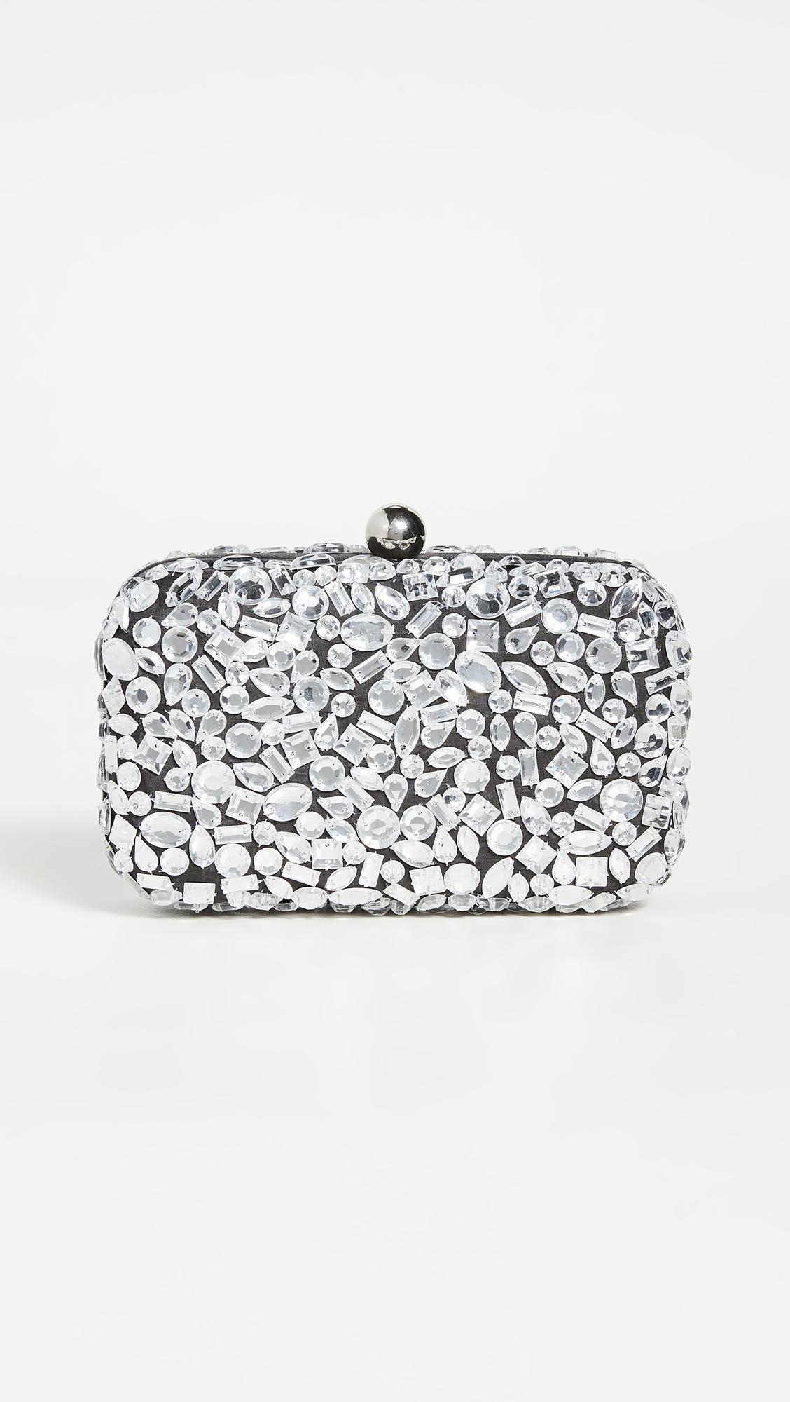 black bolsa valentino