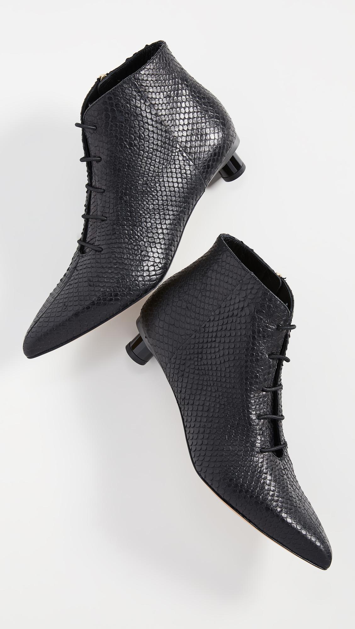 asher leather wingtip boot