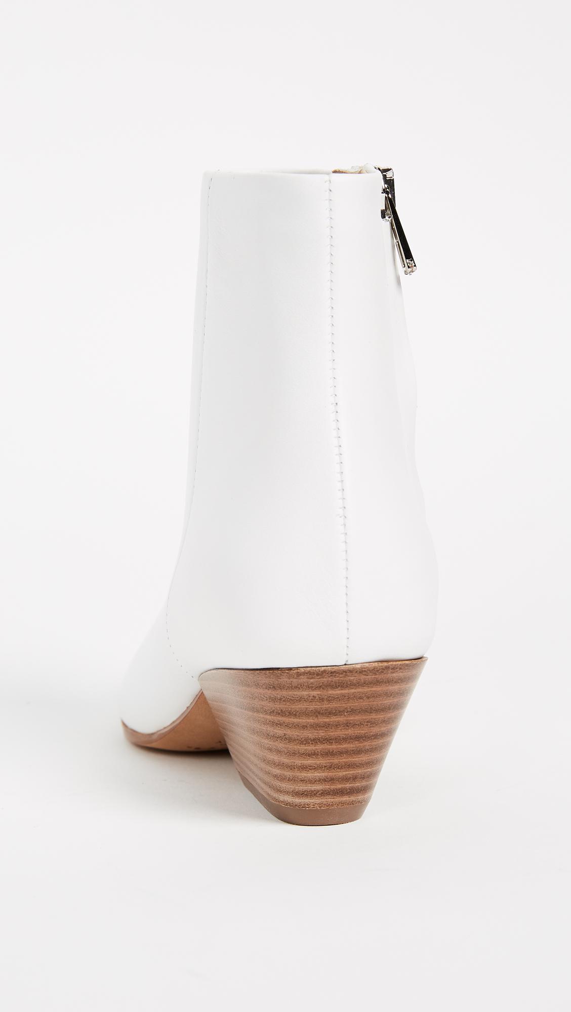 vince vaughn booties