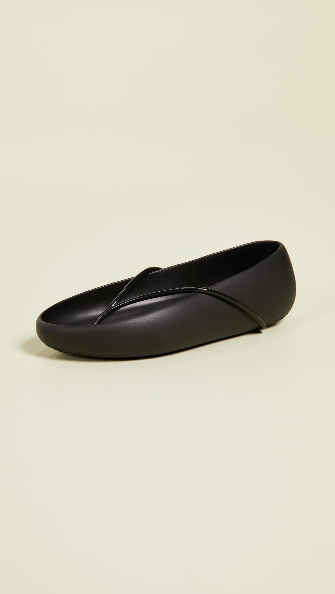 philippe starck hoops sandals