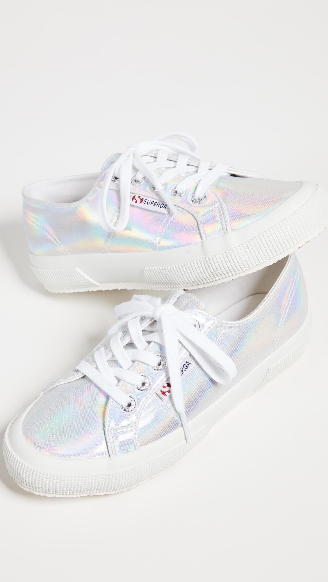 superga hologram