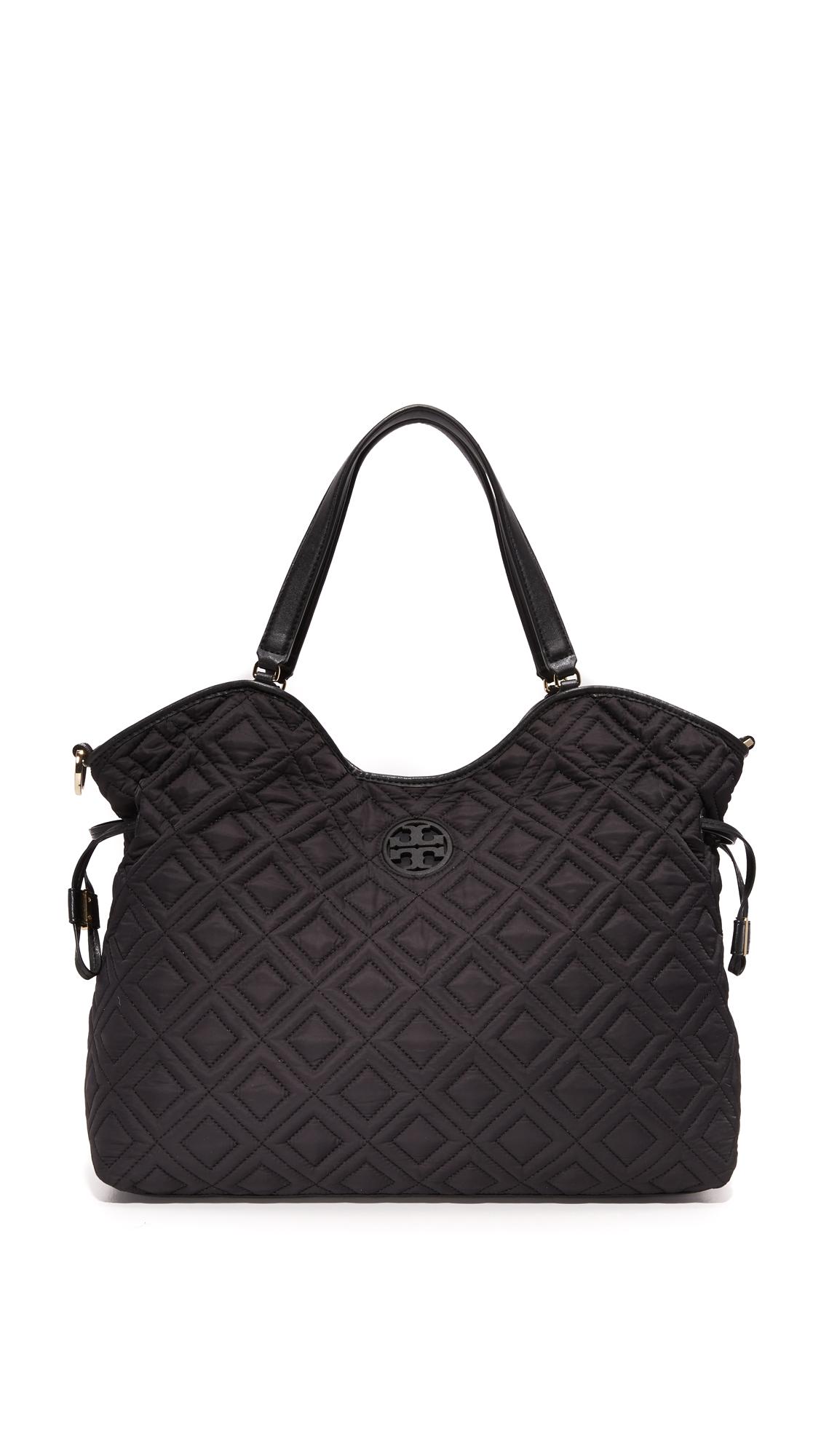 Tory burch Quilted Slouchy Baby Bag in Black - Save 56% | Lyst