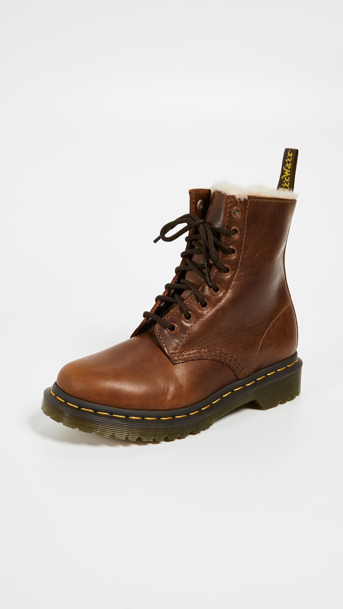 Dr. Martens 1460 Serena Core Ben in 