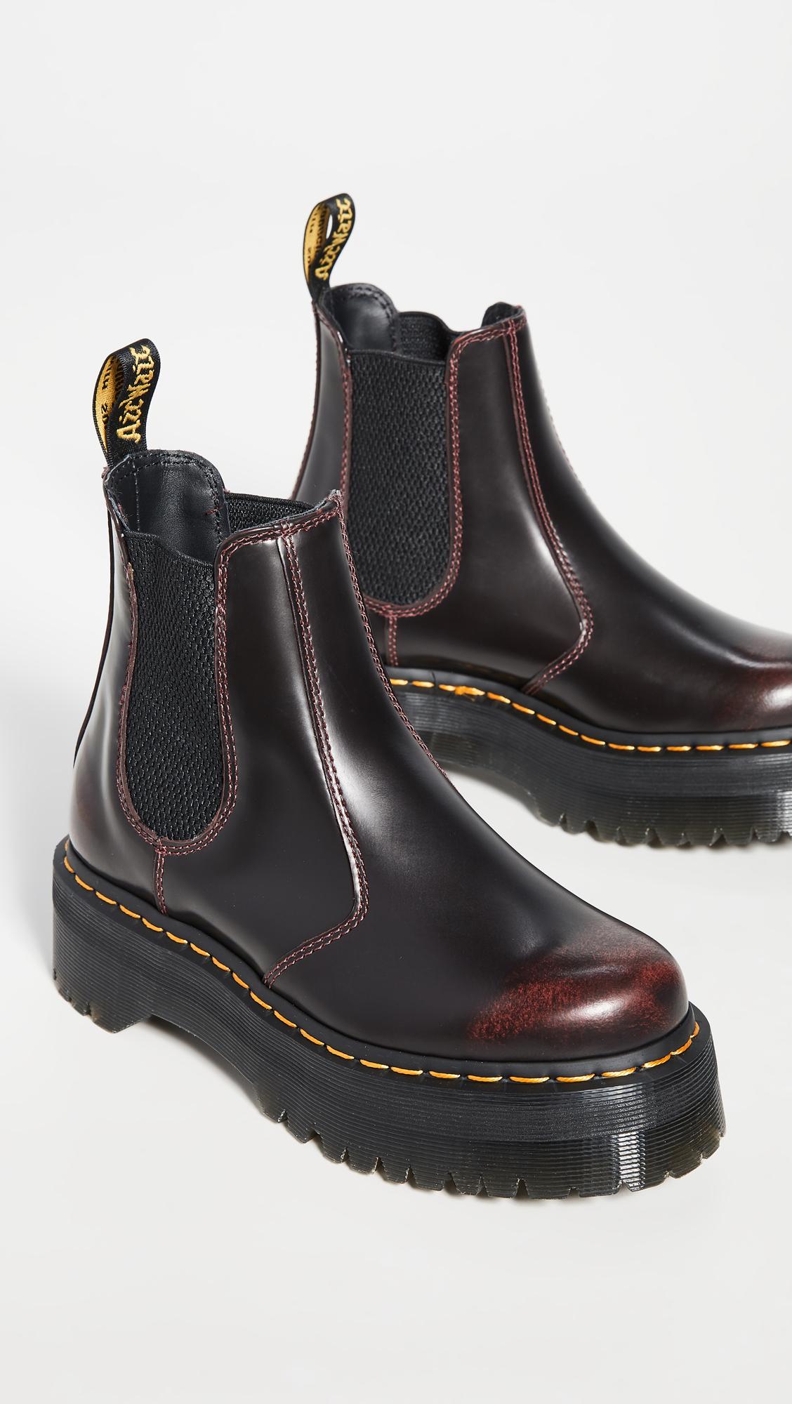 2976 Quad Chelsea Boots in Cherry Red 