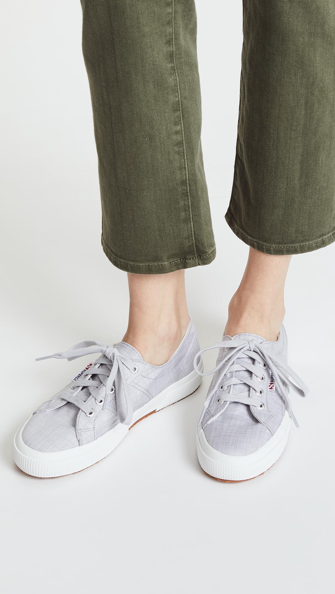 superga lt grey