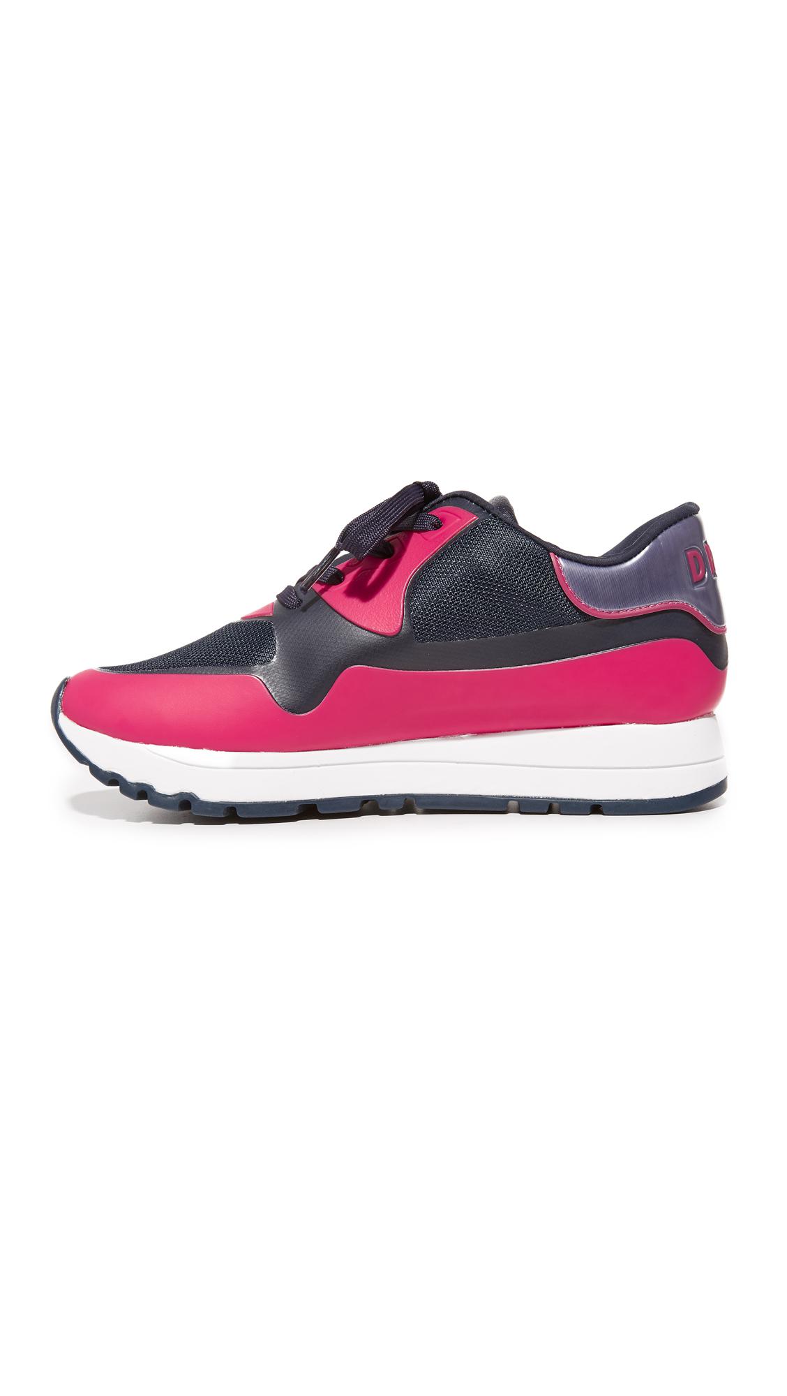DKNY Jennie Runner Sneakers - Lyst